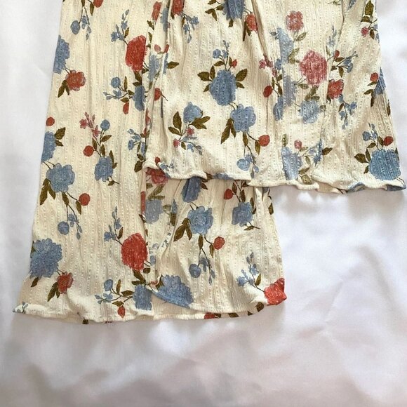 AMERICAN EAGLE AEO WHITE BLUE FLORAL SURPLICE BELTED WIDE FULL SLIT LEG JUMPSUIT - Picture 10 of 11